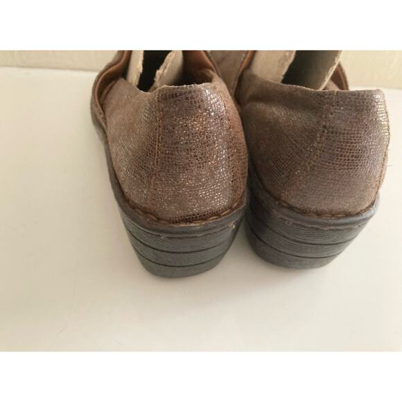 Born Women's Clogs Mules Shoes Bronze Textured Size 8 Leather - Picture 4 of 6